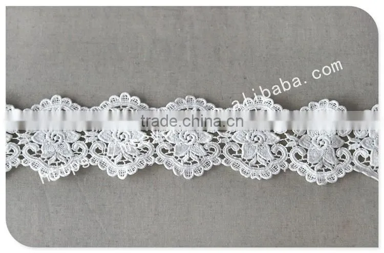 New arrival polyester water soluble embroidery saree lace and border wholesale