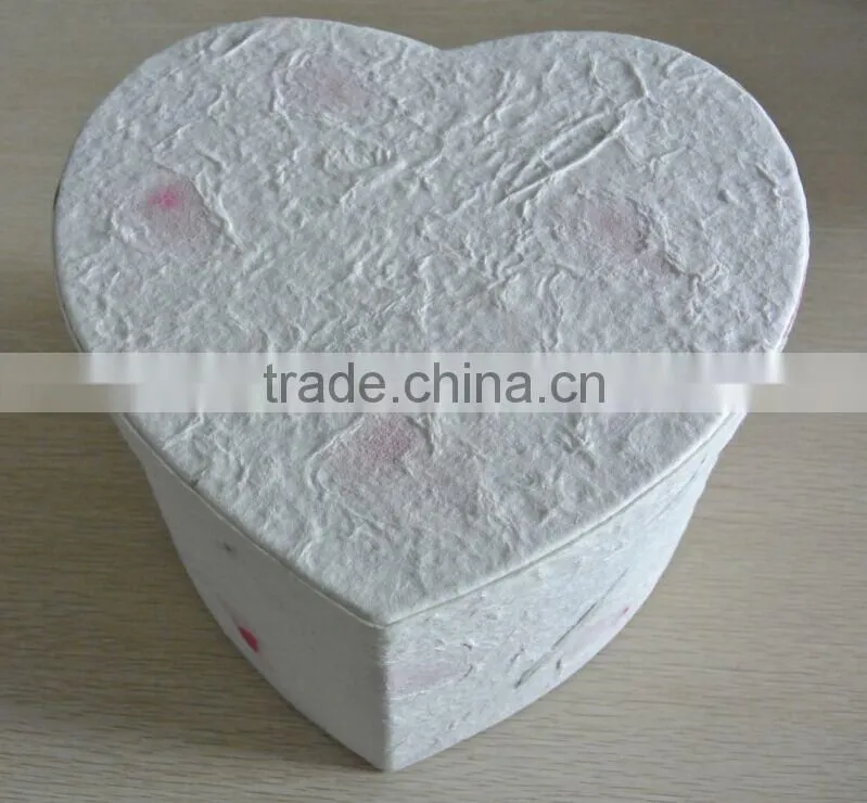 Quality Biodegradable peaceful handcrafted return urn -heart shape