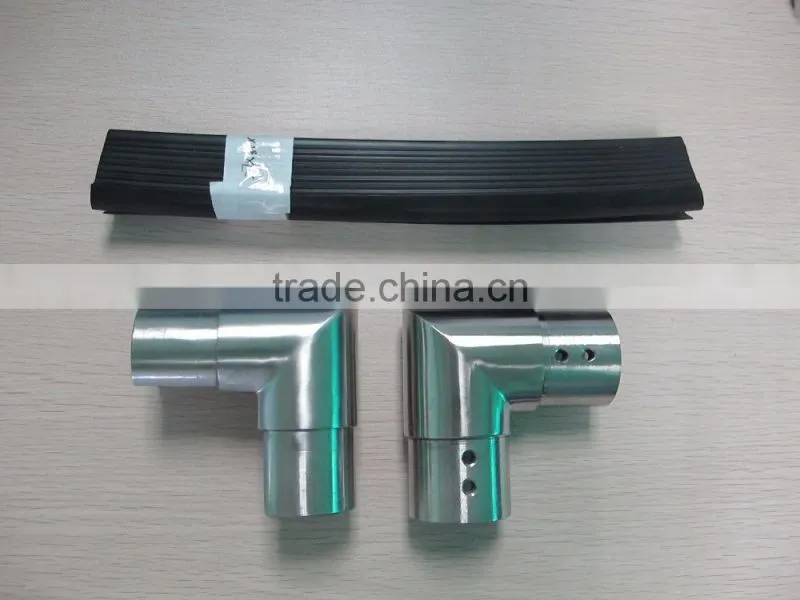 Stainless steel overflow pipe connector