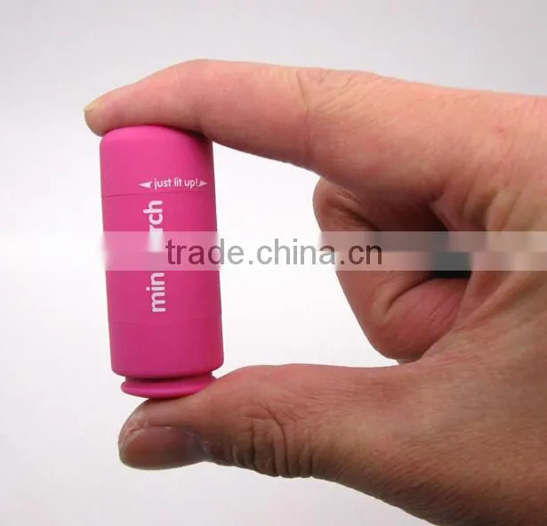 2015 Hot Cheap Aluminium alloy customized rechargeable mini logo led flashlight