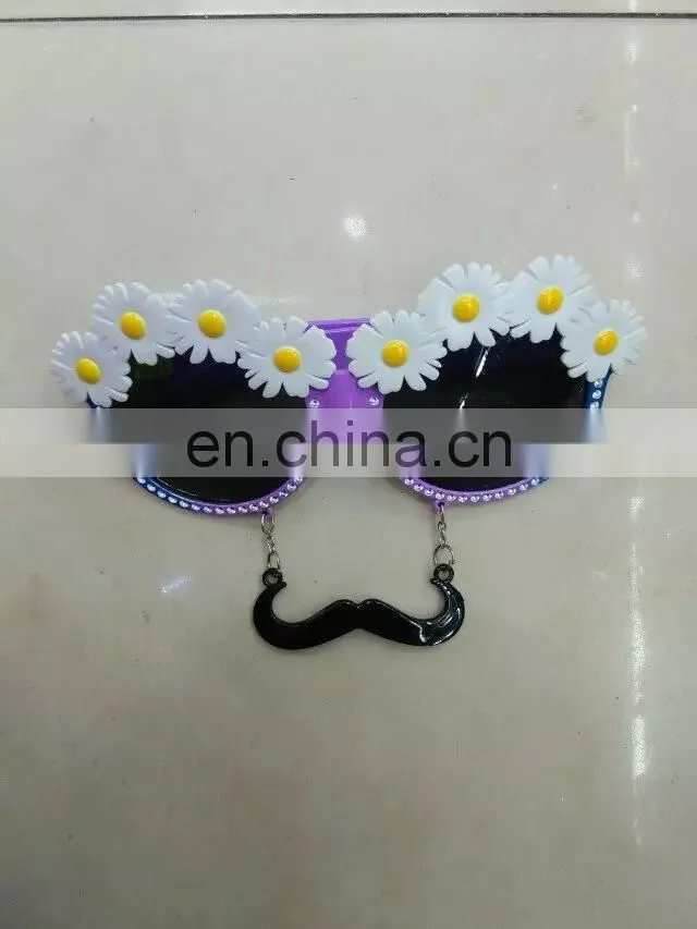 new arrival funny birdie sunglasses for kids