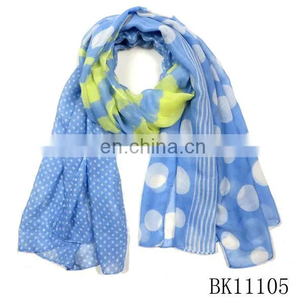 NEW ARRIVAL PRINTED LADY BANDANA WITH TASSELS SQUARE SCARF