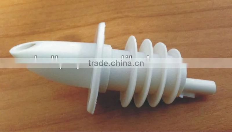 PVC wine pourer