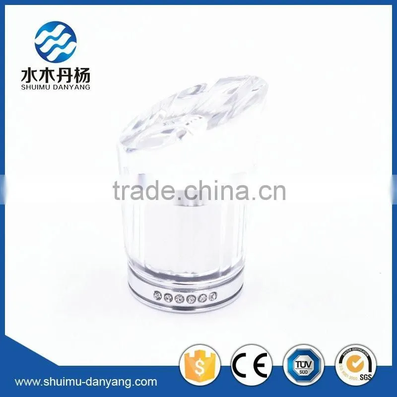 Trendy design decorative perfume bottles surlyn caps