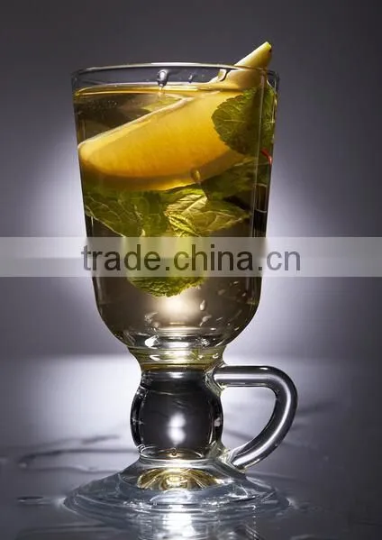 handle and stem wine glass