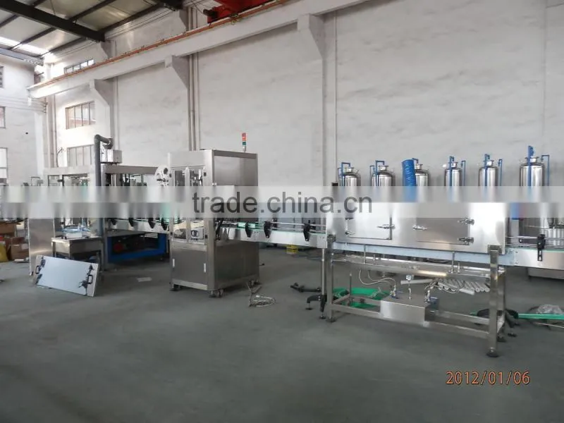 Automatic small carbonated drink filling machines / 3-in-1 machine for soda water rinser,filler and capper