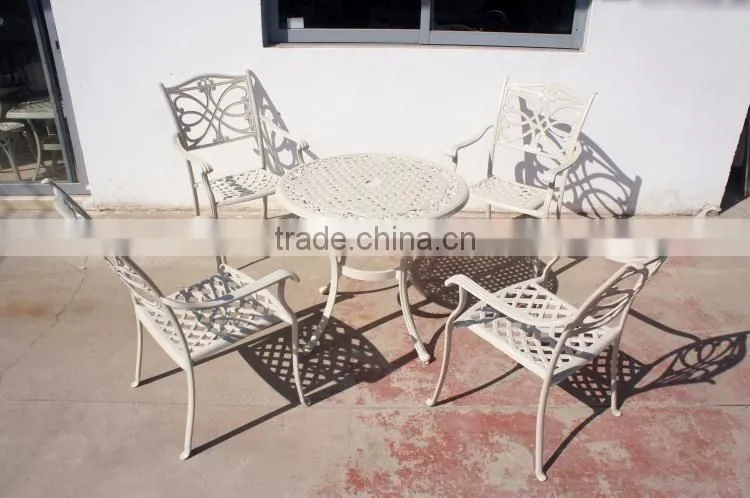 White reseau dinning table and chairs aluminum outdoor furniture