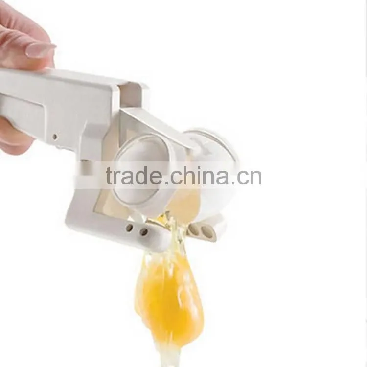 Factory Direct Sale Food Grade Plastic EZ Egg Cracker
