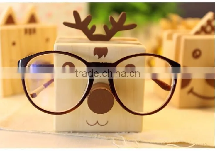 lovely glasses wooden pencil holder