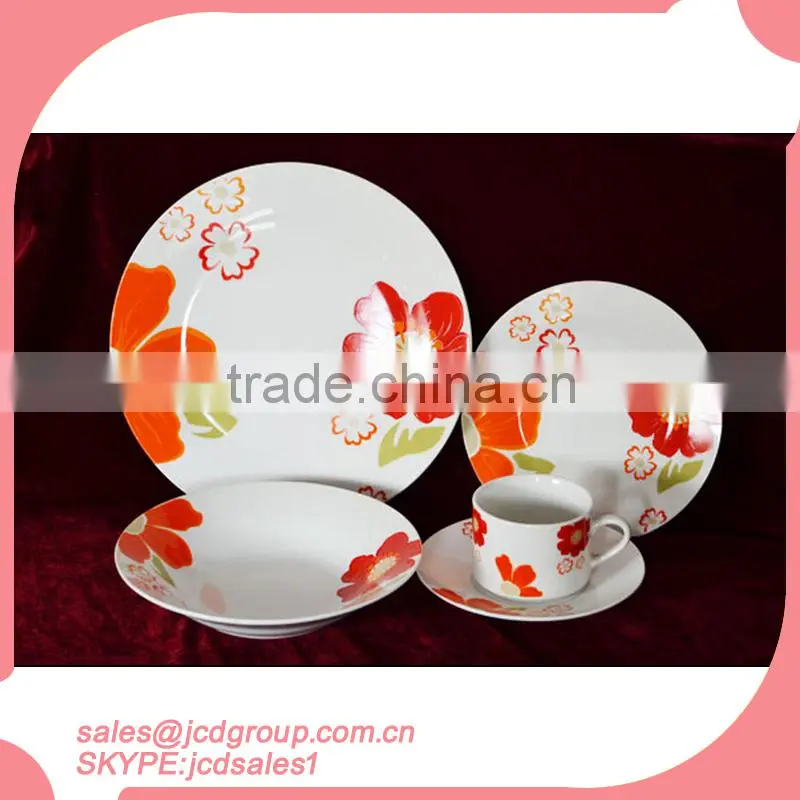 2016 gifted loyal china new product porcelain ceramic dinner set