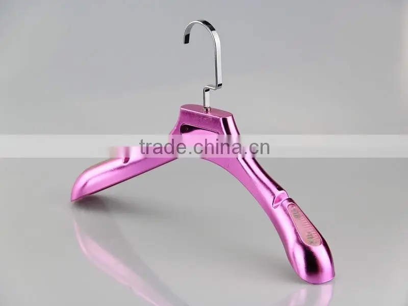 all kinds of color electronic plated hanger with anti-slip rubber for clothes