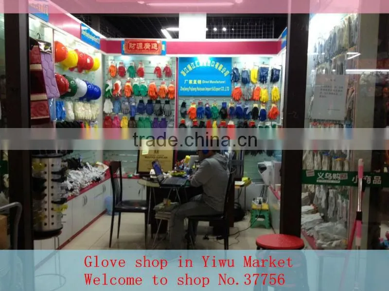 Pink working cotton glove