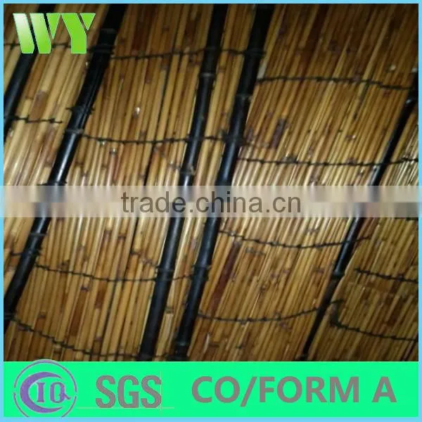 Wy-C043 natural rolled reed fences