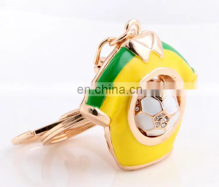color enamel country flag map logo keychains custom football team logo keychains fan's gifts 2018 world cup game gifts