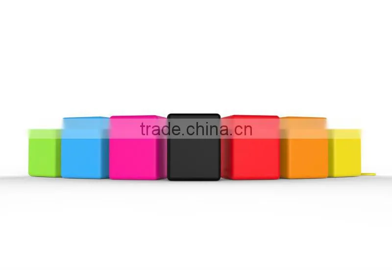 Hot sale 2014 supports 2 phones connection with voice prompt in English bluetooth mini silicone speaker