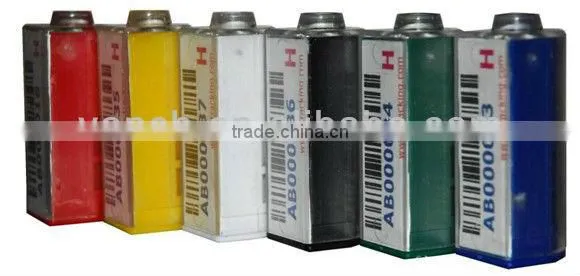 UHF RFID tag for container tracking