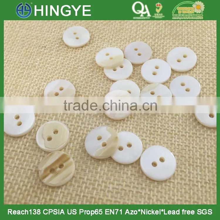 Wholesale high quality two holes natural river shell buttons for clothing SH-001