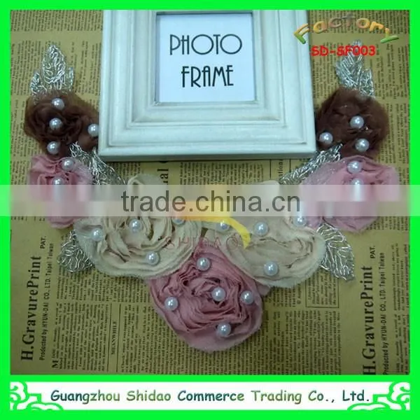 customize chantilly and fancy chiffon neckline lace appliques wholesale/lace collar