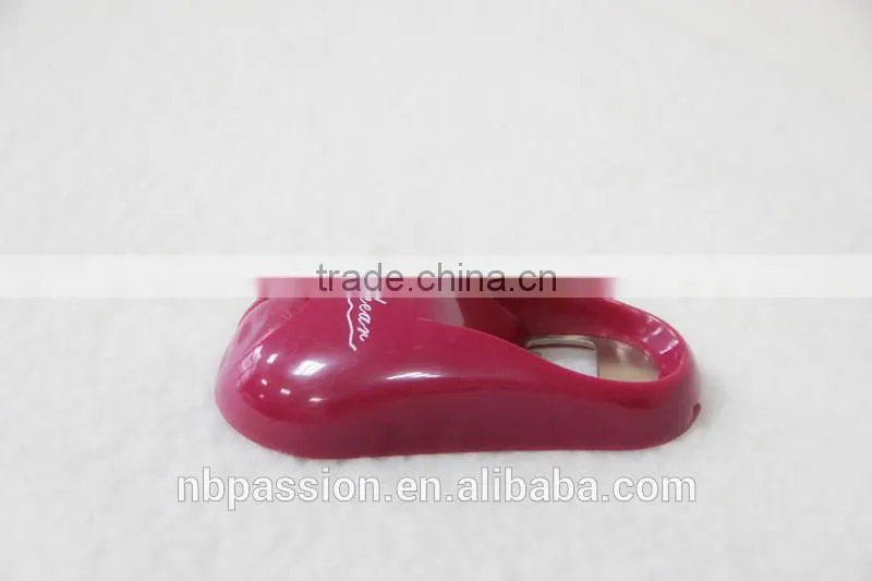 Plastic magnetic beer bottle opener, plastic wine bottle opener