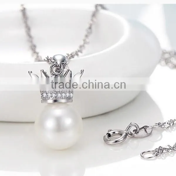 Hot-selling Pearl Design Noble Crown Necklace Pendant