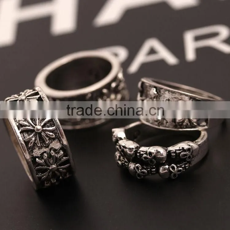 Fashion jewellery scout flowers alphabetic symbol ring