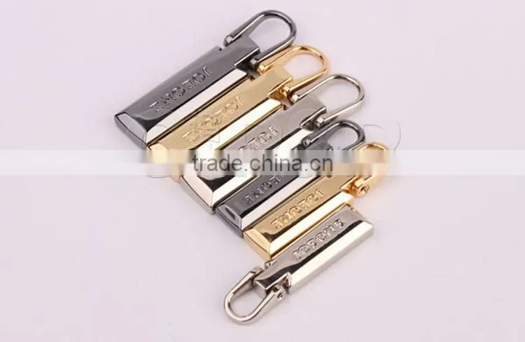 Special shape flower custom zipper puller