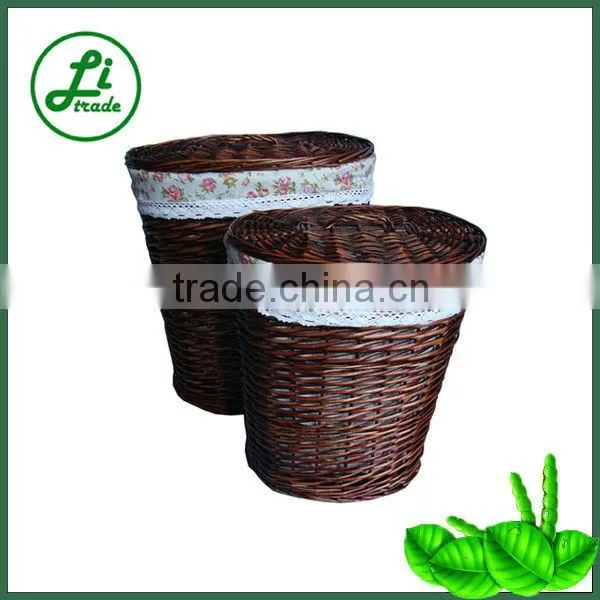 Round wicker clothes hamper