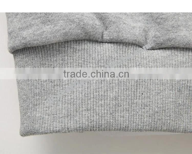 Men's Printed Round Neck Fleece Sweater Supplier