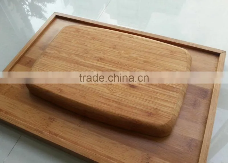 cutting board in bamboo