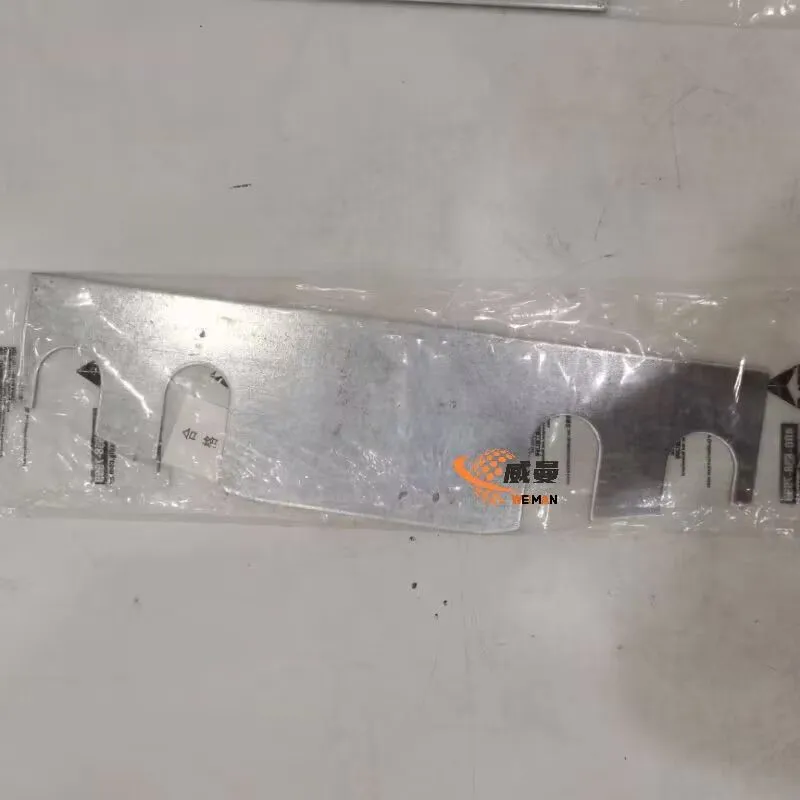 28350001721-2.jpg