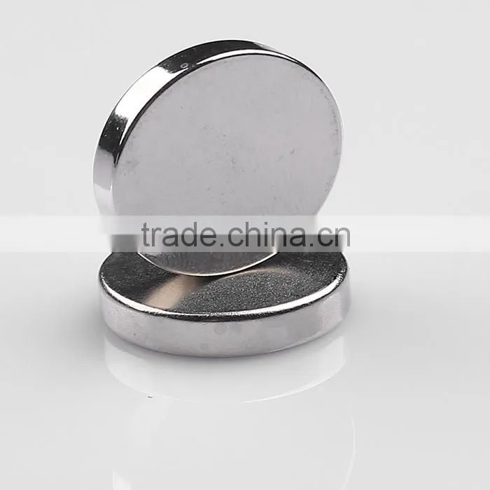 China manufacture N52 neodymium hard disc magnets for sale for clothing