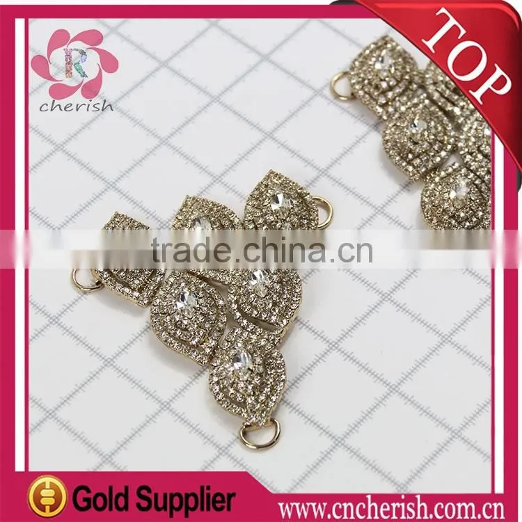 2016 New Selling Women's Silver Triquetrous Shape Flat Heel Flip Flop Thong Sandal Buckle Rhinestones Chain