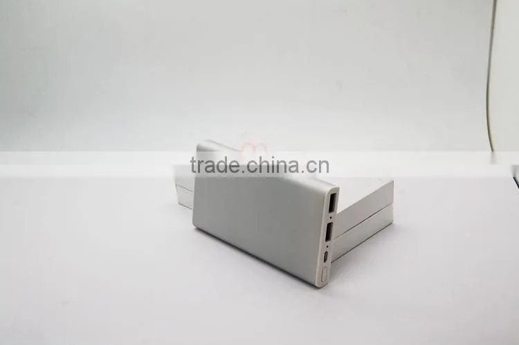 Manufactory power bank W008 aluminium alloy High quality polymer 5000mah power bank portable external battery charger for samsu