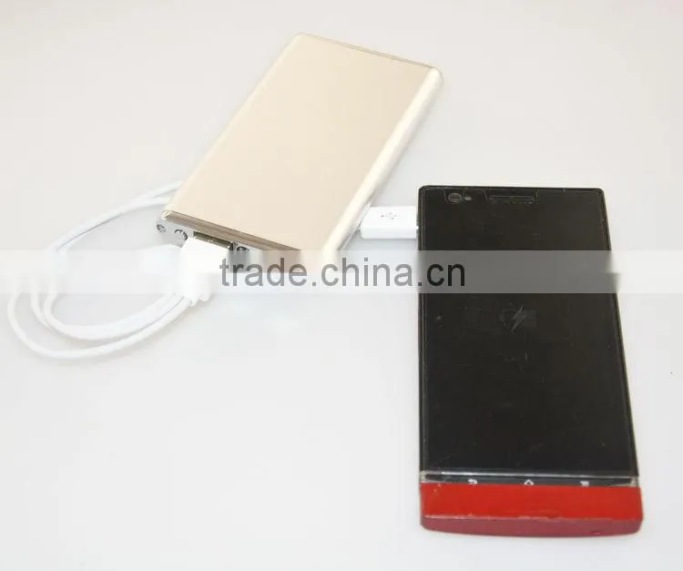 4000mAh LED 12 Voltage Power Bank Portable Charger