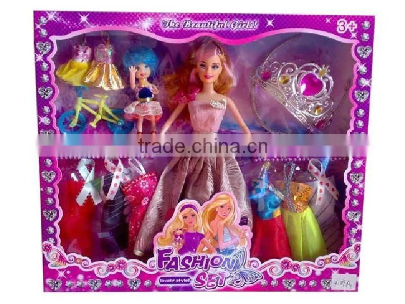 FASHION DOLL