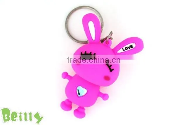 2013 the hottest 3D cartoon design silione USB cover with key chain