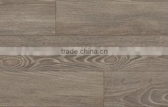 Three Layer & Multilayer Red & White Oak Engineered Wood Flooring