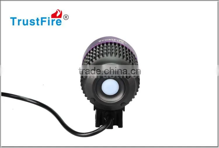 TR-D008 best bicycle led light 2000lumens CREE bicycle light TrustFire bike front light with rechargeable battery pack