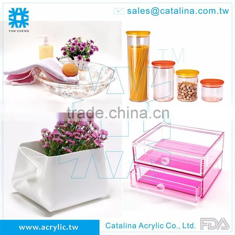 Crystal Acrylic Egg Tray