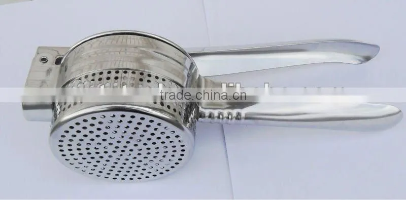 Hot Sell Manual Stainless Steel Potato Ricer/Potato Masher /Fruit Press
