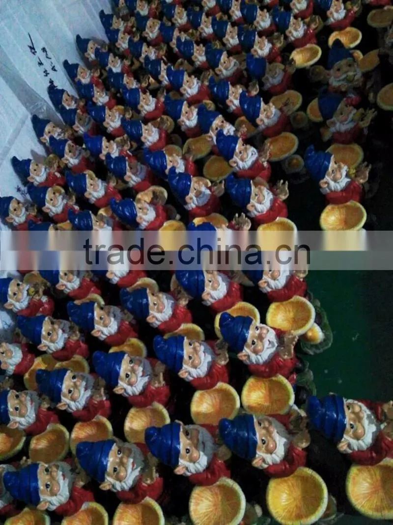 Resin garden sculpture welcome gnomes onnament for sale