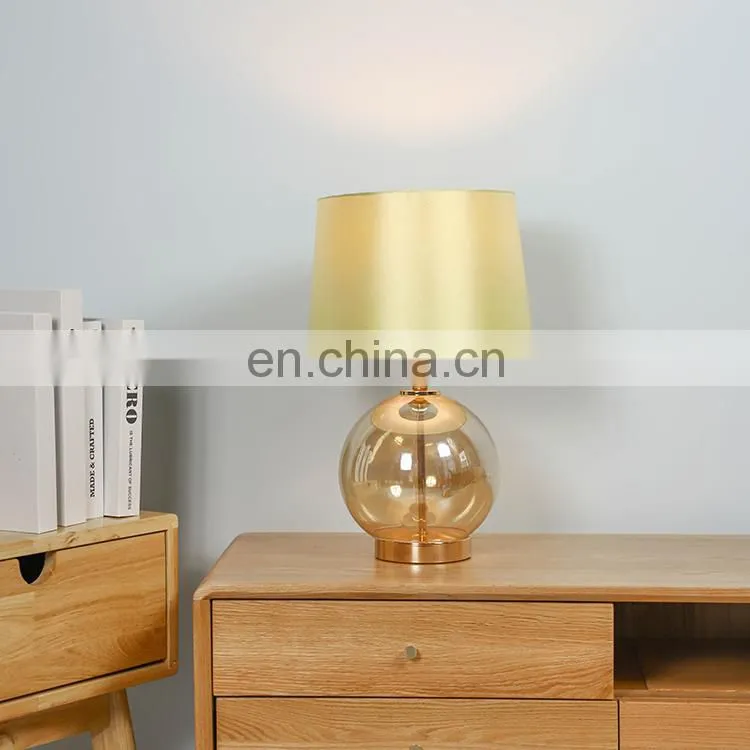 Elegant modern design hotel restaurant coffee house custom round glass table lamp with lampshade