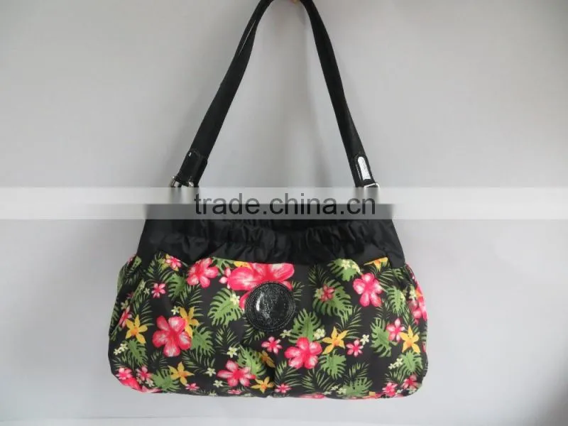 casual handbags lady medium size for shpping