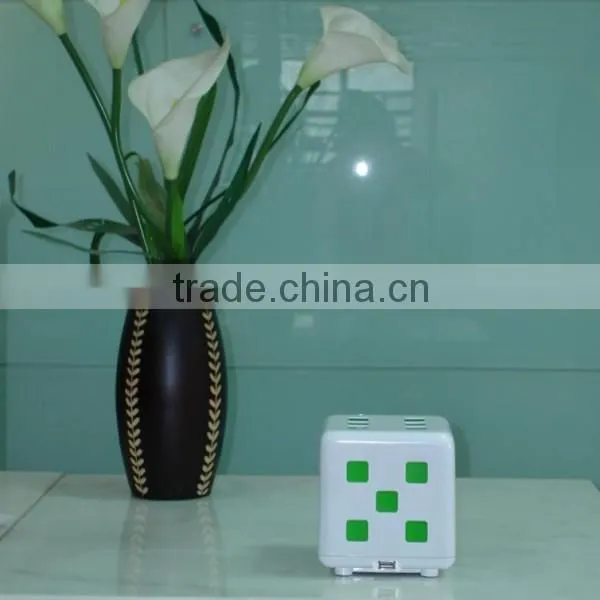 Desktop Public Mobile Phone Charging Station
