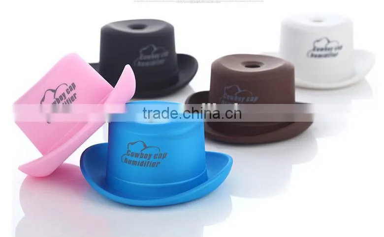 Portable USB cowboy hat Mini humidifier outlet aromatherapy spray machine Household water bottle cap humidifier