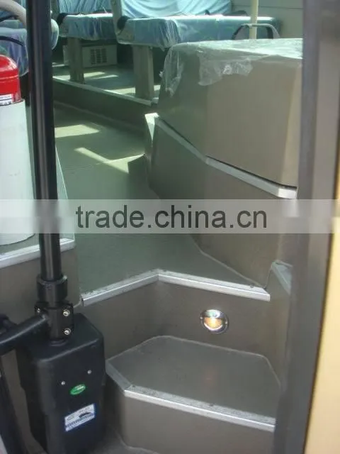 Huaxin brand 7.3m Diesel type LHD mini bus