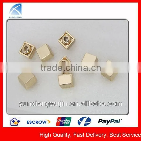 YX5293 New Style Fashion Plating Metal Jean Rivets for Garments