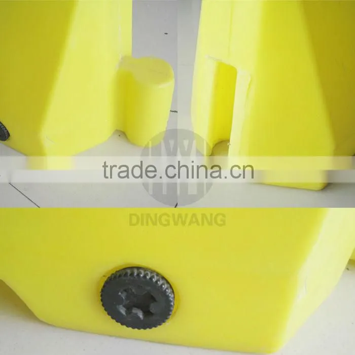 Blow molding of small water fences