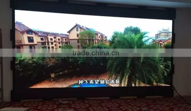 Super-large full color screen