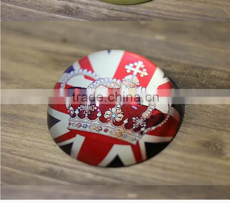 Half-ball Europe Regional Feature Crystal Paperweight for Business Gift